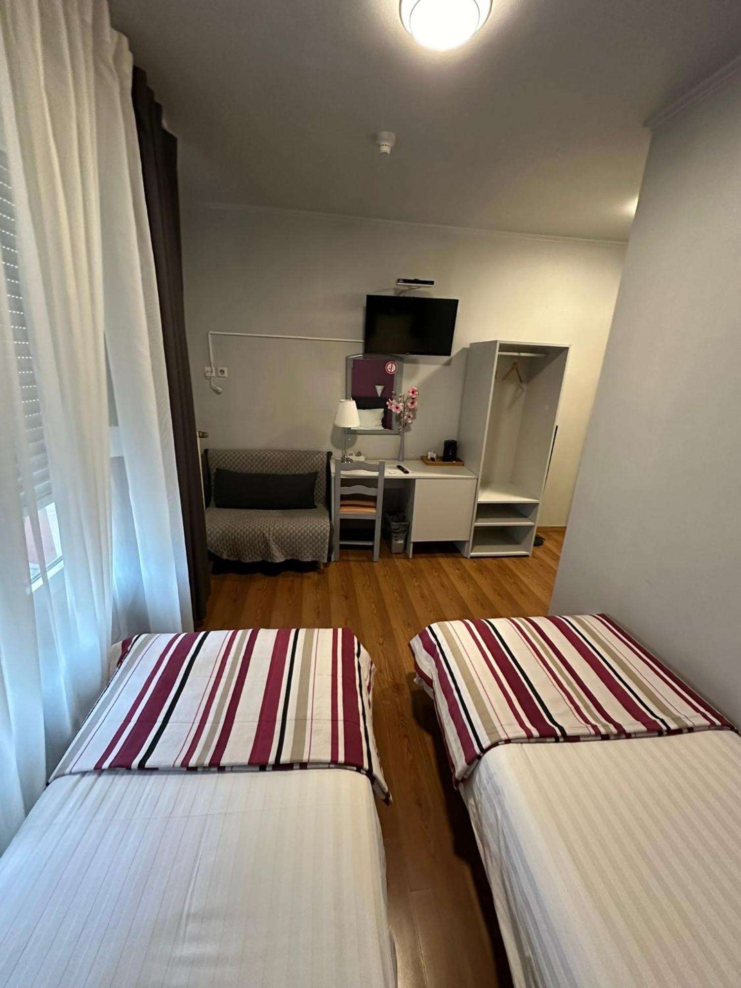 Yasha Hotel Luxembourg Bagian luar foto
