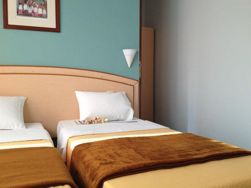 Yasha Hotel Luxembourg Bagian luar foto