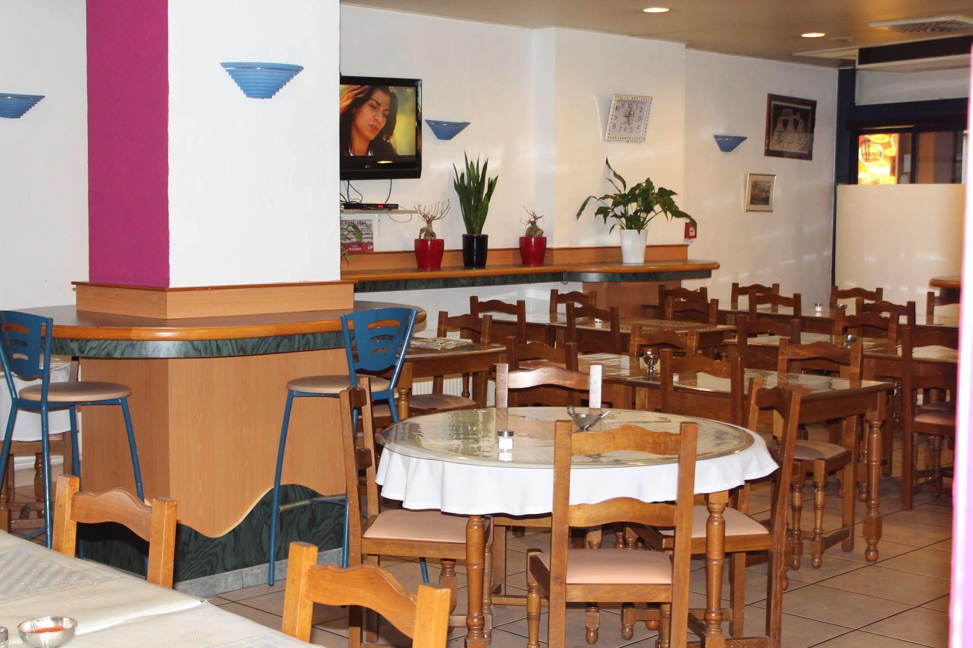 Yasha Hotel Luxembourg Bagian luar foto